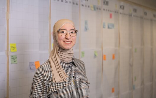 Nura Haider-Nasser, Projektmanagerin der „Allianz 3 Schulen“, BIS Bremerhaven | © Aheads GmbH/Grochla